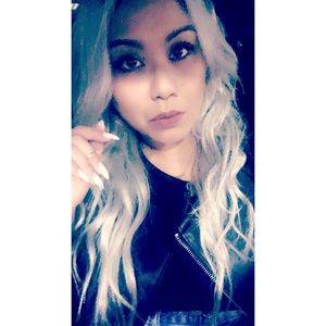 Meet your Posher, Tina